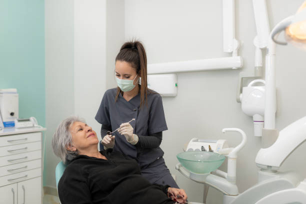 Best Emergency Tooth Extraction in Hutchins, TX